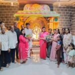 Navaneet Kaur Instagram - श्रीकृष्ण गणेशोत्सव मंडळ ला भेट दिली व महाआरती केली