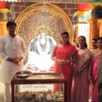 Navaneet Kaur Instagram - श्रीकृष्ण गणेशोत्सव मंडळ ला भेट दिली व महाआरती केली