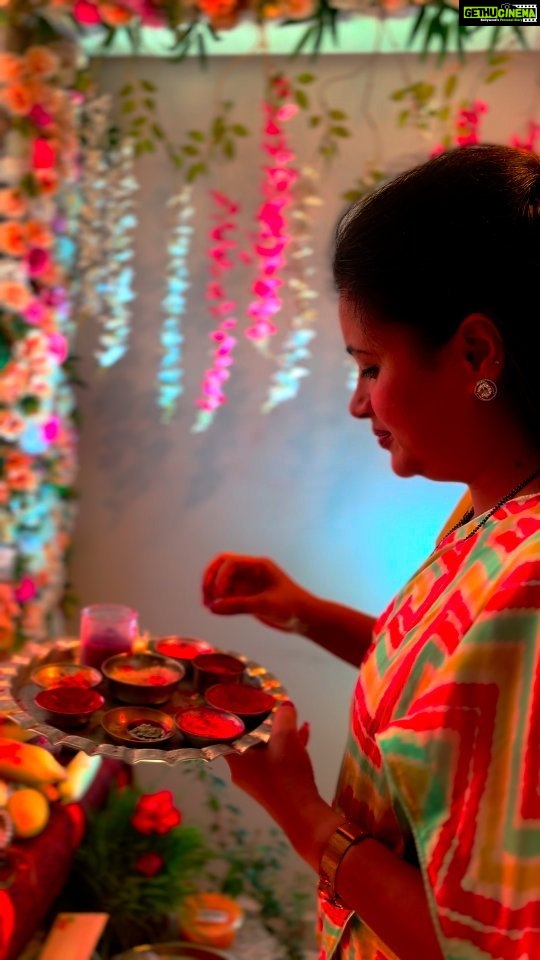 Navaneet Kaur Instagram - श्री कृष्ण जन्माष्टमीच्या हार्दिक शुभेच्छा
