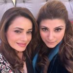 Neelam Kothari Instagram - Always great to be back in Doha!! Especially to visit the jewellery exhibition ❤️@visitqatar @qatarairways @fabdoha #DJWE2023 #Qatar #DohaDiaries @rafflesdoha
