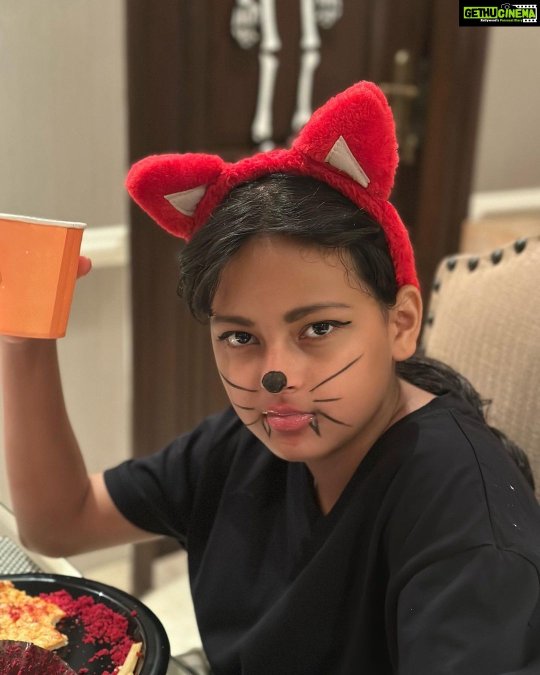 Neelam Kothari Instagram - Happy Halloween 🎃 👻🎃👹