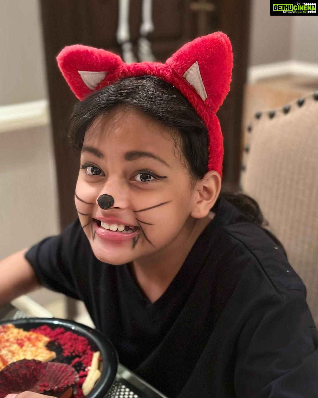 Neelam Kothari Instagram - Happy Halloween 🎃 👻🎃👹