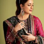 Neelam Kothari Instagram - And the festivities begin ✨✨✨ #karvachauth #aboutlastnight #karvachauth2022 Jewellery @neelamjewelsofficial Outfit @mayyurgirotra @mayyurgirotracouture 📸 @ekansh_katiyar