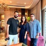 Neelam Kothari Instagram - Always Fabulous working with this dream team! @linkbnk @behzadkharas @beejlakhani #interiordesign #design #homedecor #art