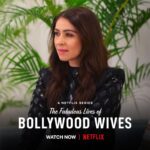 Neelam Kothari Instagram - Stepping into the weekend all GLAMMED UP to join you all, in binge-watching the new season of #FLOBW this weekend! streaming only on @netflix_in! Streaming Now!!!