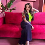 Neelam Kothari Instagram – 💚💗💙 Issa vibe ✨
#fabulouslivesofbollywoodwives Season 2. Coming soon only on Netflix. 
Styling @eshaamiin1 
Outfit @minisondhiofficial
Jewellery @neelamjewelsofficial
Shoes @monrowshoes 
Make up @mitavaswani
📸 @ekansh_katiyar 
Hair @hairgaragebynatasha