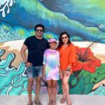 Neelam Kothari Instagram - A perfect get away to a nearby island curated by @baglioniresortmaldives such beautiful wall art done by local artists #BaglioniResortMaldives #BaglioniMaldives #Italianluxury #wallart #maldives #art #culture #rinbhudoo #islandlife #summervibes @rupalidean Baglioni Maldives