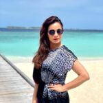 Neelam Kothari Instagram - Maldives ❤️🏝🌈 @baglioniresortmaldives @rupalidean . #BaglioniResortMaldives #BaglioniMaldives #Italianluxury Baglioni Maldives