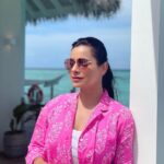 Neelam Kothari Instagram - My idea of a vacation is to relax and chill💕💕#summervibes #BaglioniResortMaldives #BaglioniMaldives #Italianluxury @baglioniresortmaldives @rupalidean Baglioni Maldives