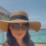 Neelam Kothari Instagram - So so fab @baglioniresortmaldives so so pretty 🌈💕🏝 #BaglioniResortMaldives #BaglioniMaldives #Italianluxury @rupalidean Baglioni Maldives