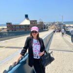 Neelam Kothari Instagram – Bright and sunny California ☀️☀️💖💖 
@cry.america 
@crysandiego Santa Monica Beach and Pier, Santa Monica, California