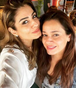Neelam Kothari Instagram - You are rocking it my friend!! More power to you 🔥🔥🔥⭐️⭐️⭐️ @officialraveenatandon loved you in #kgfchapter2 👏👏👏