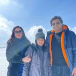 Neelam Kothari Instagram - Heaven on earth❤️ #kashmir #gulmargwinterfestival #indianarmy #jaihind GULMARG-Kashmir