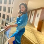 Neelam Kothari Instagram – Monday blues 💙 … .
.
.
.
#mondayblues #blue #sapphire #art #design #creation #jewellery #luxury #luxurylifestyle #luxurydesign #awards #delhi