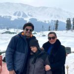 Neelam Kothari Instagram - Heaven on earth❤️ #kashmir #gulmargwinterfestival #indianarmy #jaihind GULMARG-Kashmir