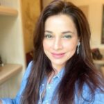 Neelam Kothari Instagram - Hues of blues and greens.. 💙💚 . . . . #design #art #creation #jewellery #finejewellery #decor #designer #artist