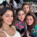 Neelam Kothari Instagram - Fun lunch with the girls in FABULOUS Doha! ❤️ @ananyapanday @saraalikhan95 @fabdoha Cipriani Doha