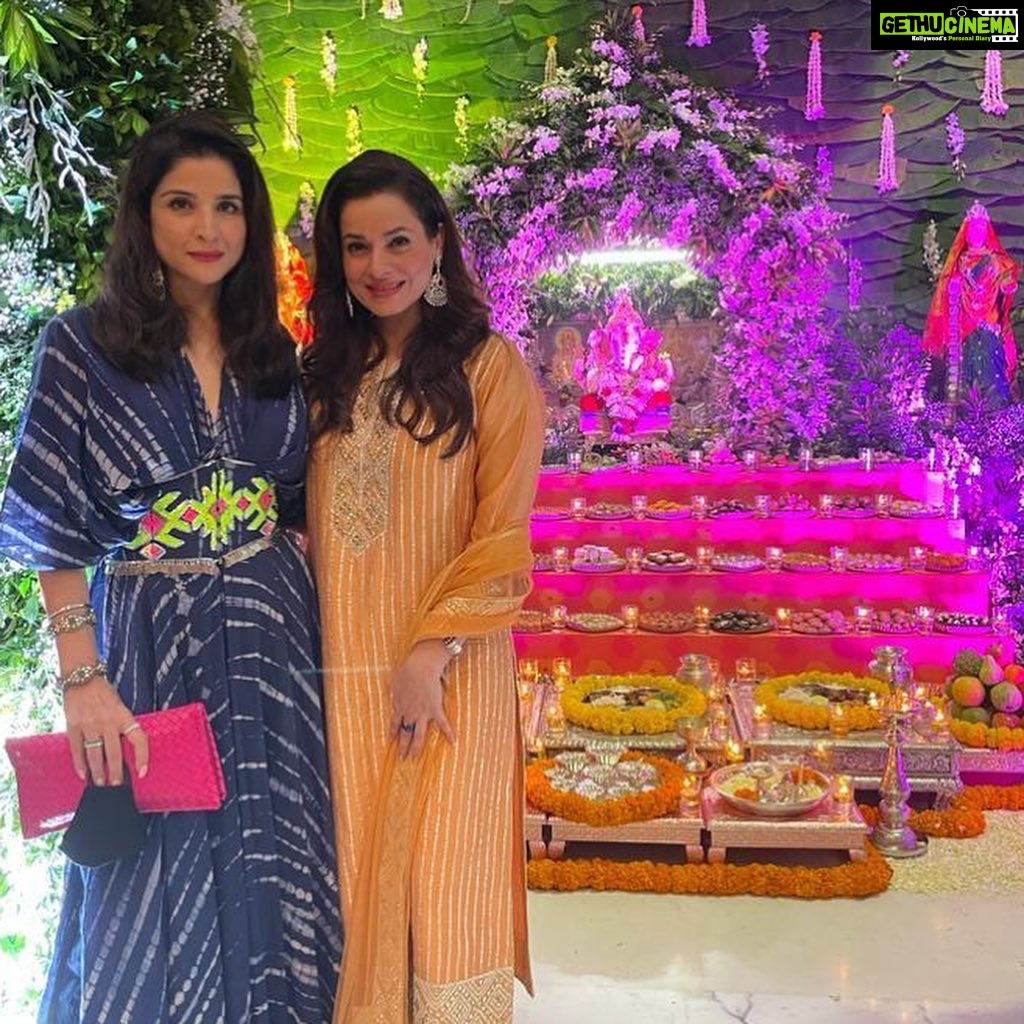 Neelam Kothari Instagram - The festivities have begun❤️ #ganeshchaturthi #blessed Pune, Maharashtra