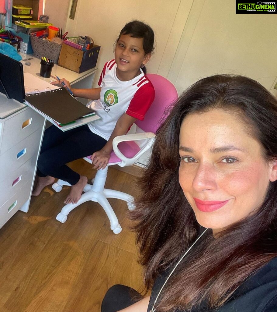 Neelam Kothari Instagram - A big hello! Been MIA as I have been swamped with stuff. Being a working mom gets challenging at times, nevertheless, you’ve got to follow your passion and fulfil your dreams and duties. From designing jewellery, facing the camera, being a mom of two kids(husband included @samirsoni123 😉) wife, daughter and homemaker. I love every bit of it and wouldn’t have it any other way.