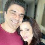 Neelam Kothari Instagram – Always fun being back on a set and that too with my husband 😍 @samirsoni123 .. Oh and I like you clean shaven by the way 😜