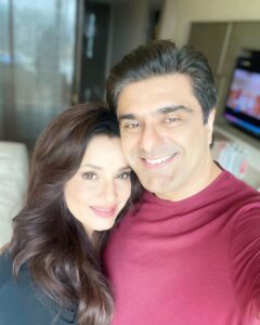 Neelam Kothari Instagram - Made in Heaven! 💖 😁😁
@samirsoni123 @zoieakhtar 
@primevideoin @tigerbabyofficial @madeinheaventv