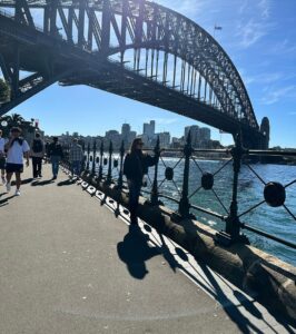 Neelam Kothari Instagram - I’m finally here! Hello beautiful Australia ❤️ #Sydney #operahouse so stunning.