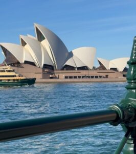 Neelam Kothari Instagram - I’m finally here! Hello beautiful Australia ❤️ #Sydney #operahouse so stunning.