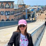 Neelam Kothari Instagram – Bright and sunny California ☀️☀️💖💖 
@cry.america 
@crysandiego Santa Monica Beach and Pier, Santa Monica, California