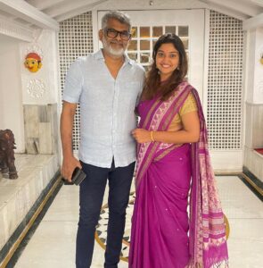 Neelima Rani Instagram - 15 years flew like a day!! Happy anniversary @music_esai 🤗❤️ stay blessed pursha! You deserve only happiness 😘