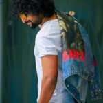 Neeraja Kona Instagram - Banggg-lore💥 @nameisnani In custom @valkyreclothing 📸 @sridharchadalawada #Dasara Bangalore, India