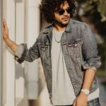 Neeraja Kona Instagram - 🫧 @siddu_buoy In @levis_in & @burberry Asst by Krishna Pics by @adrin_sequeira
