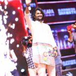 Neeraja Kona Instagram - The finale 🫶🏻 @nameisnani Dasaras promotion looks would have been incomplete without this :) When I wanted to incorporate something deeply rooted from Telengana - in terms of art … I came across Thota Lakshmi Narayana garu who excels in creating art that’s unique and has his very strong sense speaking. He was kind enough to custom make a painting with the core elements of Dasara from his perspective. And all along Rohit from the direction dept who equally had great inputs plugged in to achieve this :) And finally my friend @anithareddy.j at @curate_by_anithareddy_ got her talented artisans to spend more than 30 hours to finish the fabric painting on time and make the kurta ready for us! More than anything thank you for all the heart that went into this @tlaxminarayana sir & Anita ❤️ Our Dharani looked like a shiny 100 crores 😬💯 #Dasara