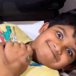 Neeraja Kona Instagram - Biscuit Ela veyyali amma ki …. Ila 🙈