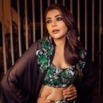Neeraja Kona Instagram - 🍃 @kajalaggarwalofficial In @akok.in Accessories @sangeetaboochra @tinkara.retail Shoes @stevemadden Asst stylist @manogna_gollapudi