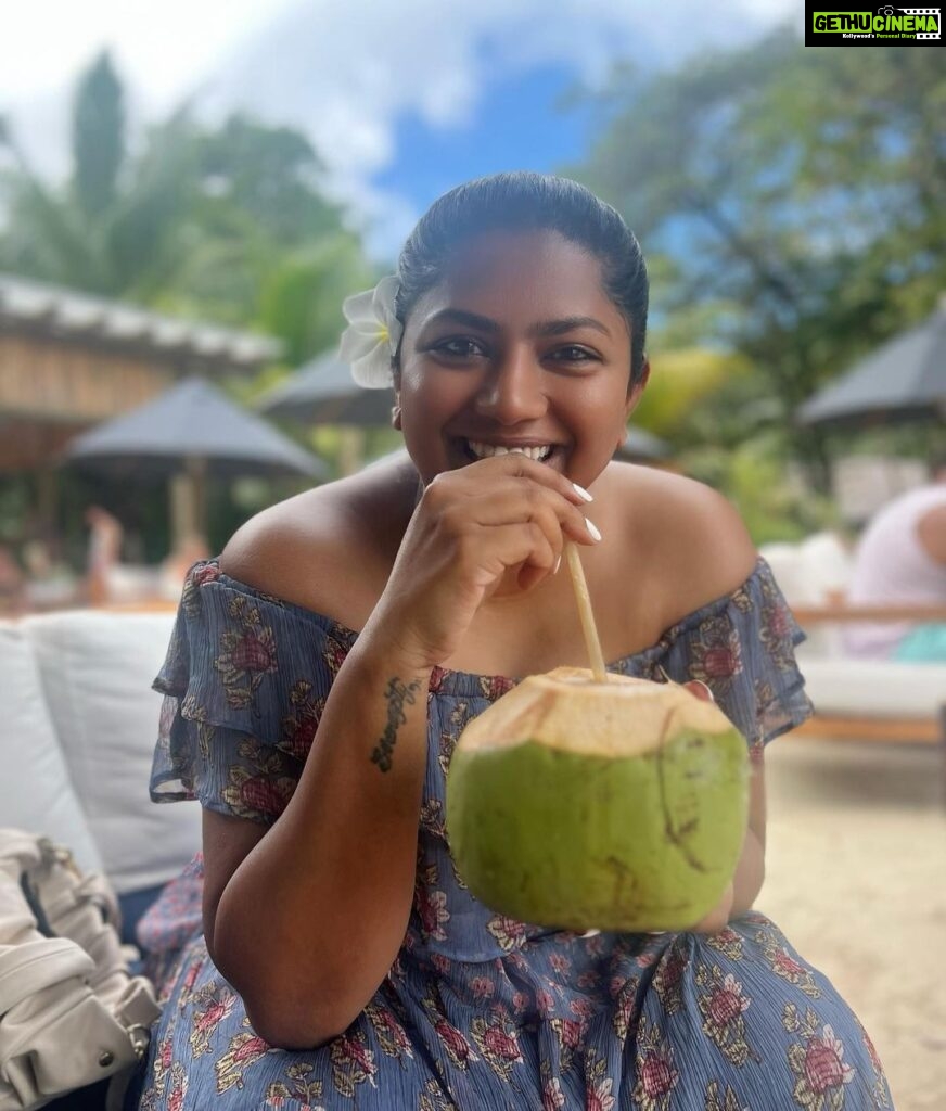 Neeraja Kona Instagram - 🌴🐚🌊 Seychelles