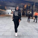 Neeru Bajwa Instagram - #walking 📸 @aanaya_k_jawandha