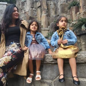 Neeru Bajwa Instagram - ❤️ #summerbegins 

@vanmysteryman05