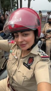 Neeru Bajwa Instagram - Let’s go team #buhebariyan