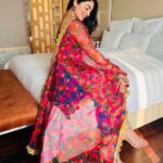 Neeru Bajwa Instagram - #buhebariyan #2days to go! 👗 @aliwarofficial 💁🏽‍♀️ @hairbyramacoiffeur