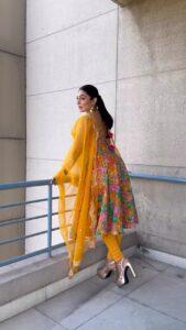 Neeru Bajwa Instagram - Chunni meri rangde lallaria ✨ Beautiful @neerubajwa in spring anarkali for buhe bariyan promotions For orders, WhatsApp us at +91-9646564549 / click a Link in bio ✨ #Indiandesigner #indianoutfit #indianbride #pakistanibride #saree #desibeautyblog #desi #desicouture #allthingsbridal #bollywood #indianwedding