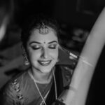 Neetha Ashok Instagram – 🙈Just going with the trend of GRWM photos 😂 for my wedding! (Couldn’t think of a caption😂) 

Blouse by @rishi_designs11 
Mua @piya.artistry 
Video credit @pixel_stream 
Hair accessories @beadedtreasuresjewelry 
Bridal mehendi by @mehendistoriesbykiran 
Nails by @flamingonailsindia 

#bridesofbangalore #brides #southindianbrides #southindianweddings #indianwedding #indianbride #southindianjewellery #wedding #bridalmakeup #bridesofindia #southfashionstyle #silksaree #kanchipuramsaree #bridesofhydrabad #bridaljewellery #templejewellery #weddingphotography #sareelove #bridal #southindianfashion #bridalwear #makeup #married #justmarried #happytears #tearsworthymoment