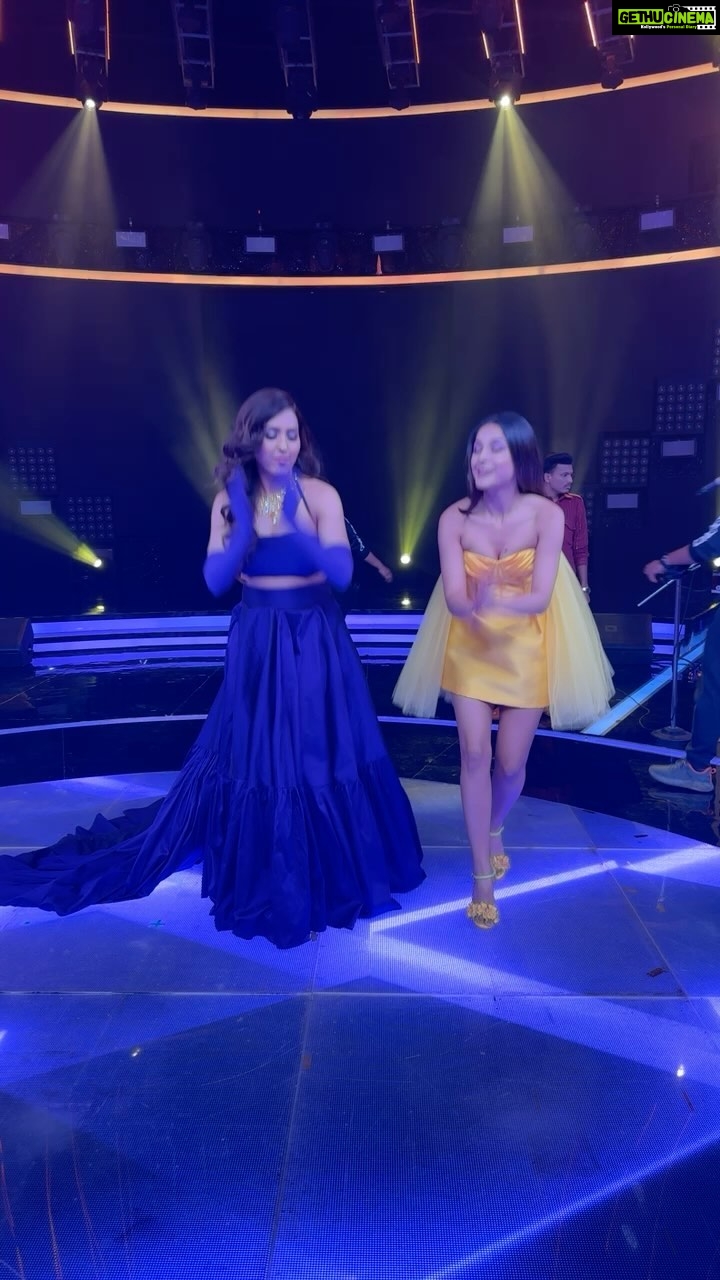Neeti Mohan Instagram - Sakhi meri 🦋 wargi @shehnaazgill