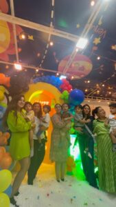 Neeti Mohan Instagram - The most Sureeli Birthday wish 😁🙌🎶 

@shreyaghoshal @sunidhichauhan5 @harshdeepkaurmusic @bharti.laughterqueen 

These women, mothers, artistes I genuinely look upto. Can’t believe we were all together under one roof today. It took very long to make this moment happen but finally…. 😃

Thank you for making Aryaveer’s Birthday memorable. He has no idea who came to bless him today. 

Love you all my inspirational mothers and bachas Devyaan Tegh Hunar and Golla. 
Bahut maza aaya ❤️❤️
