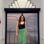 Neeti Mohan Instagram - Hello Monday ….. Bring it on 😎😅🤪✌️💪