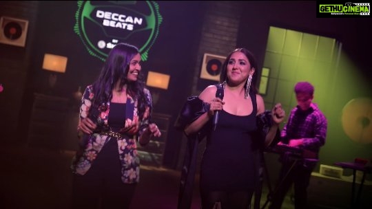 Neeti Mohan Instagram - Two queens, one electrifying show 🎶 Watch Neeti Mohan and Gayathry’s performance now on ŠKODA Deccan Beats Garage Series Link: https://youtu.be/ss68SNEfROY @skodaindia @neetimohan18 @gayathryrajiv #SKODADeccanBeats #SKODAMusic #CarnaticMusic #SouthIndianMusic #SouthIndia #SKODATalentHunt #SKODASounds #SKODAMusicStars #SKODAMusicSessions #neetimohan #singerneetimohan