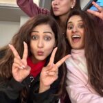 Neeti Mohan Instagram – Happy women’s day everyone 

We are so excited to announce our first concert watch the video for more details ✨ 

#Mohan Sisters Live 
#MSL