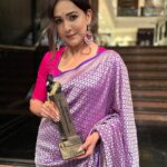 Neeti Mohan Instagram - Thank you for the Honor #DadaSahebPhalkeAward for #MeriJaan #gangubaikathiawadi #bestplaybacksingerfemale Extremely grateful to Sanjay Sir for having faith in me to sing this beautiful melody 🙏🏼🤍 Kudos to the entire music team @kumaarofficial @shreyaspuranikofficial @jackievanjari @shailhada11 @kunaldabholkar @raja_pandit0786 @rajusardar851 @swapnish and @bhansaliproductions @aliaabhatt @shantanu.maheshwari @iamkrutimahesh 🤍 Mumbai, Maharashtra