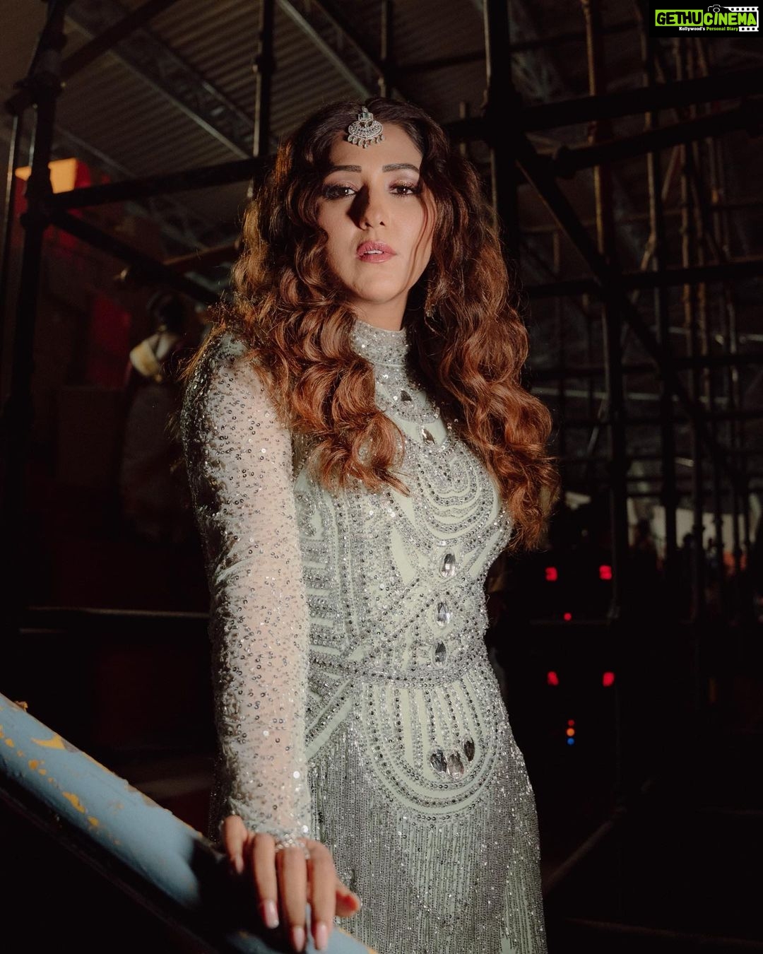 Neeti Mohan Instagram - 💎✨ Outfit - @upgradebya Earrings - @kushalsfashionjewellery Rings and Maang Tikka - @estele.co Styled by - @shreyandurjastyle Hair - @dwyessh_hairwizard Makeup - @ritickasjalan 📸 @_smfilms