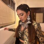 Neeti Mohan Instagram - BBL CU 👀 Outfit - @the.hemd Neckpiece - @rubans.in @_phullara_ Earrings - @_phullara_ Rings - @the_beta_girl @pinklanebyrashi Heels - @londonrag_in Styling - @shreyandurjastyle Hmua - @ritickasjalan