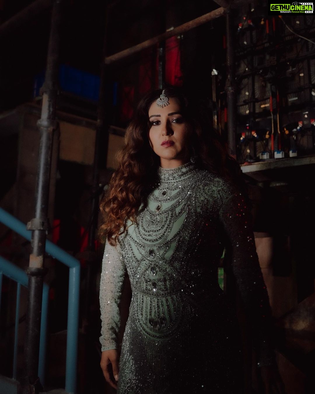 Neeti Mohan Instagram - 💎✨ Outfit - @upgradebya Earrings - @kushalsfashionjewellery Rings and Maang Tikka - @estele.co Styled by - @shreyandurjastyle Hair - @dwyessh_hairwizard Makeup - @ritickasjalan 📸 @_smfilms